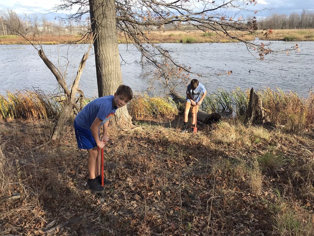 mentor-marsh-special-stewardship-workdaytree-planting