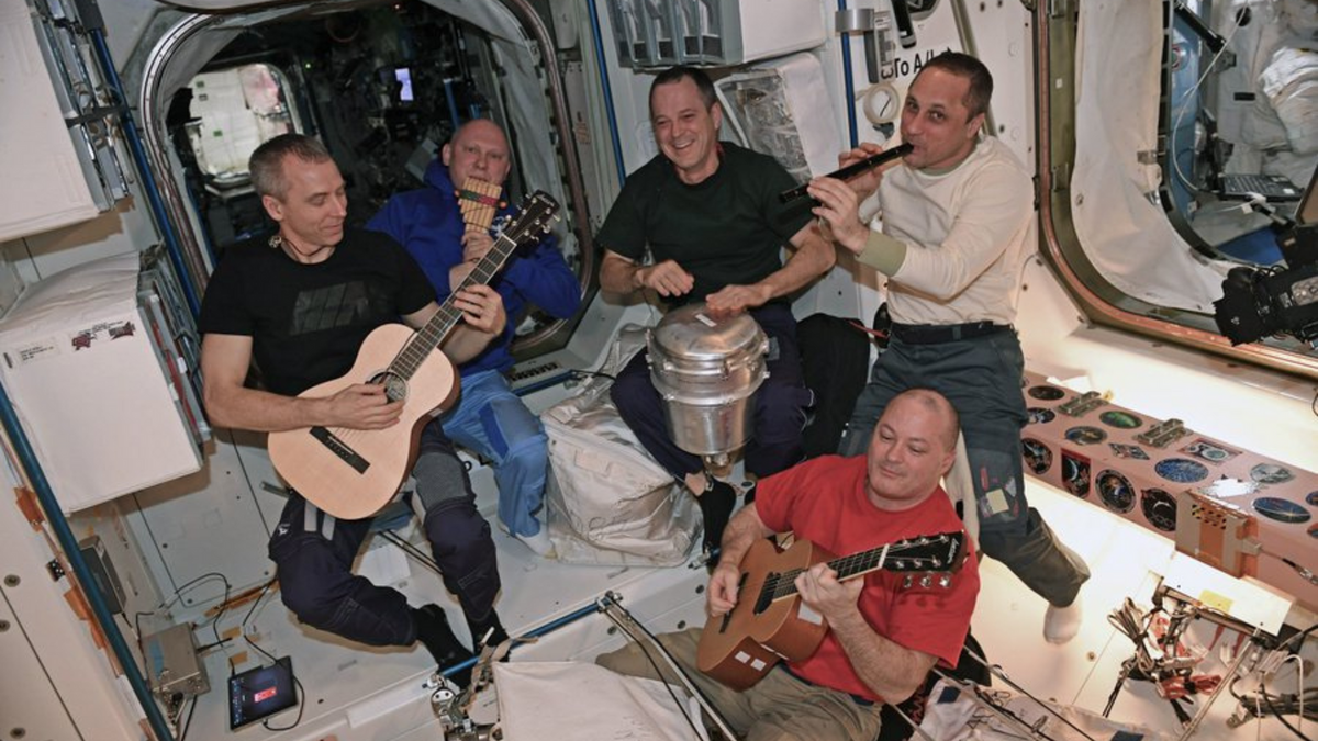 childrens-planetarium-show-hitching-a-ride